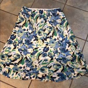 🎉$5 sale🎉 Notations brand Blue flower skirt